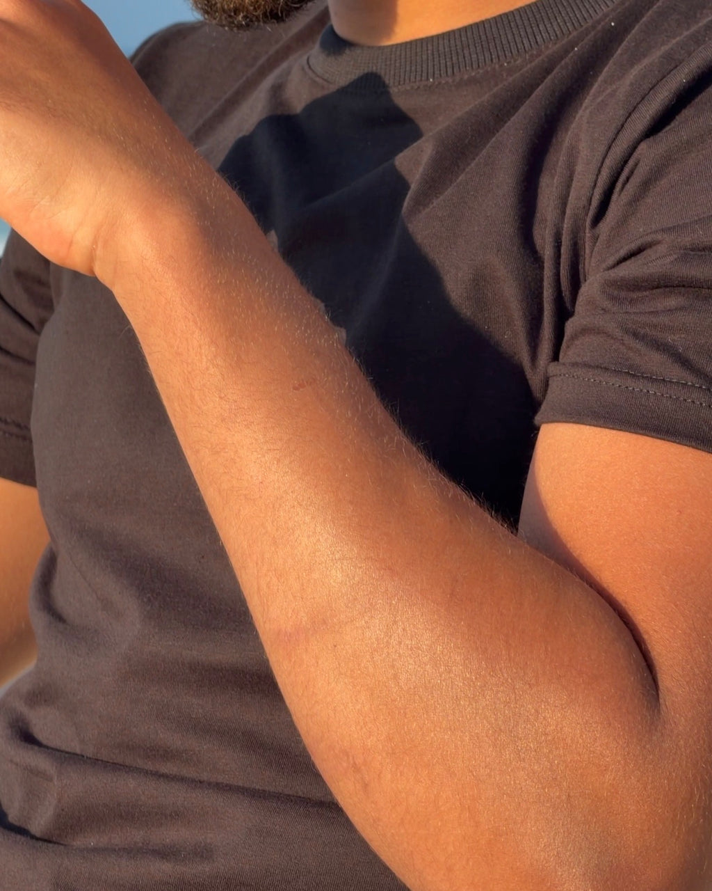 Essential black basic T-shirt