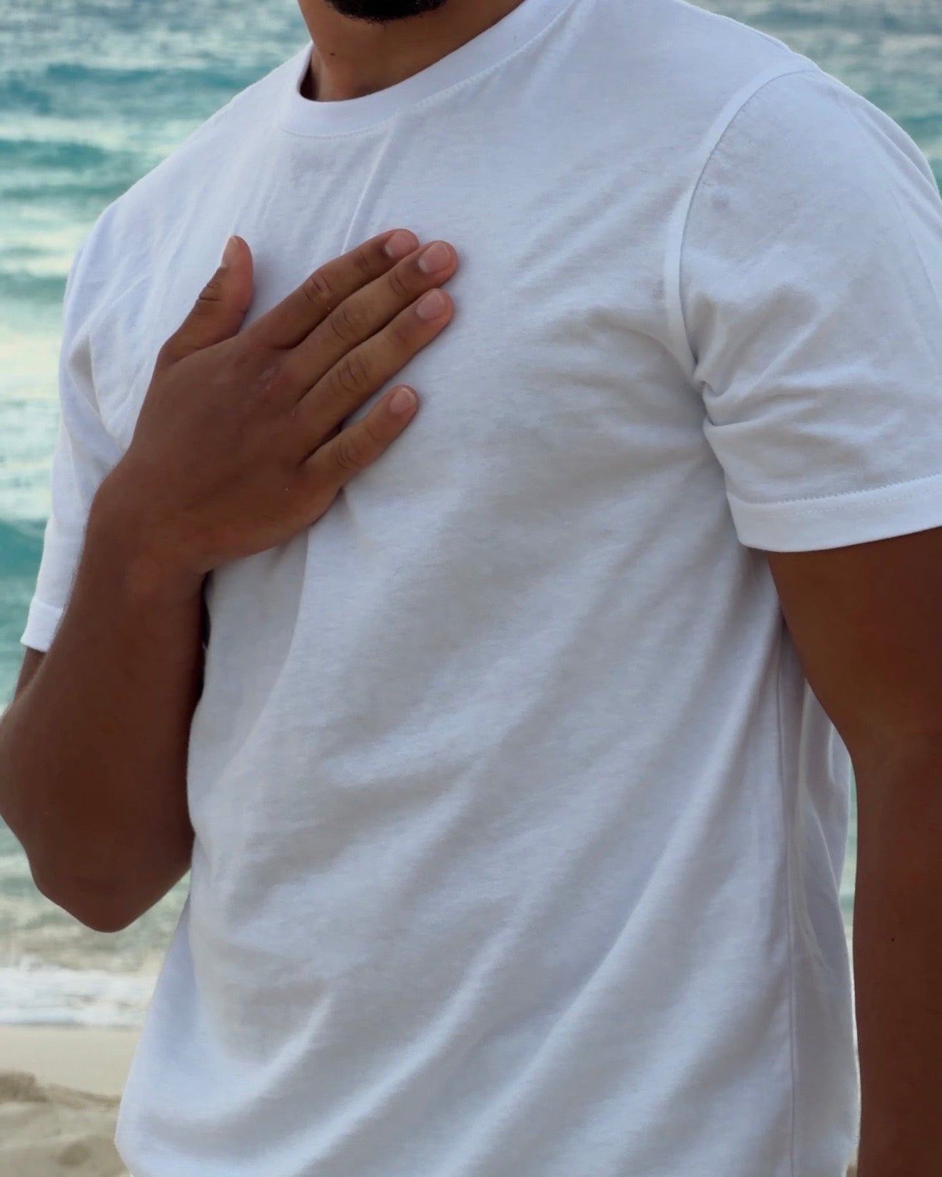 Essential white basic T-shirt