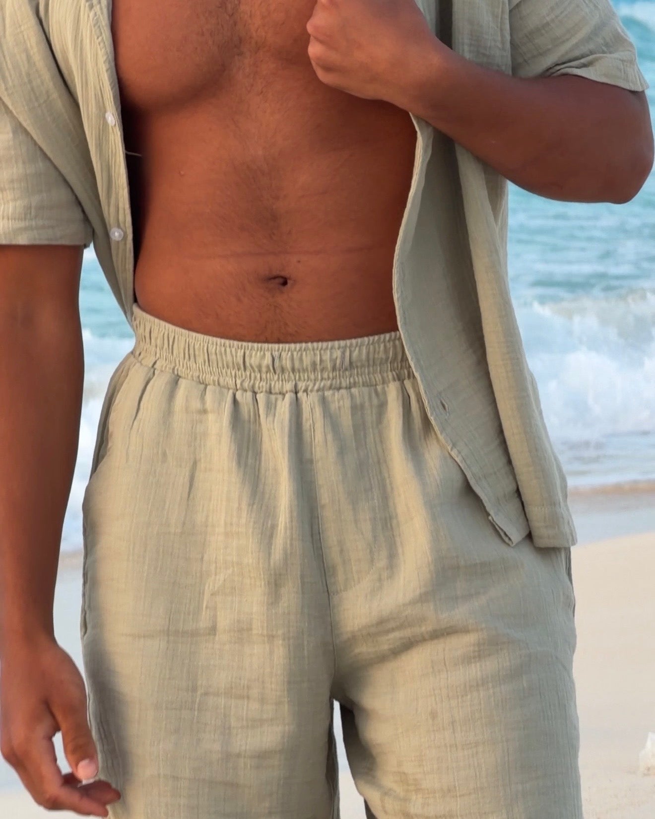 The linen sage shorts