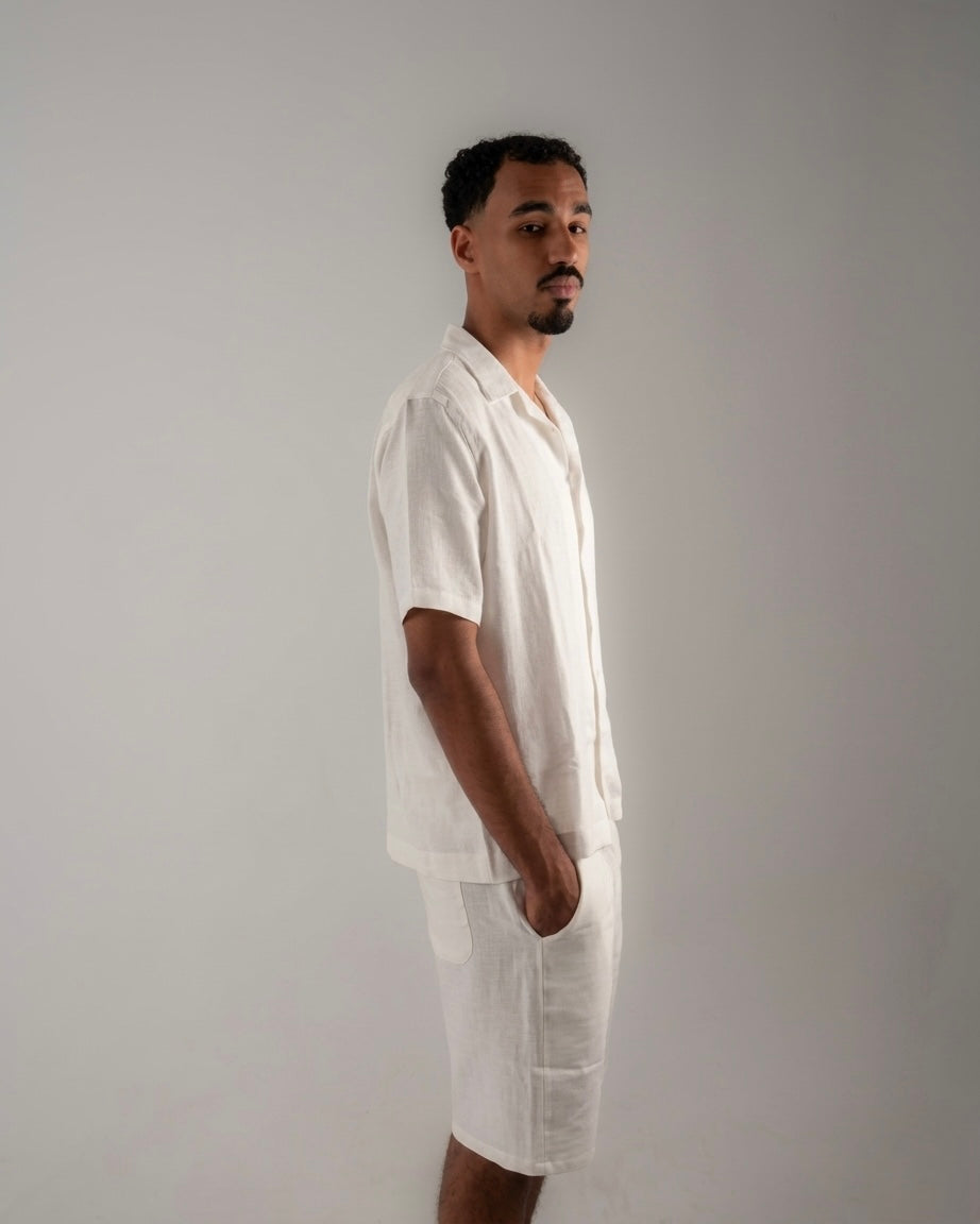 The white linen set