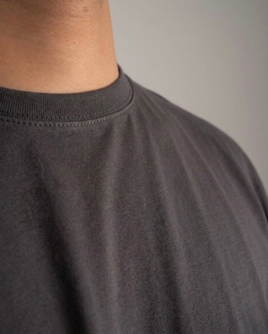 Essential gray basic T-shirt