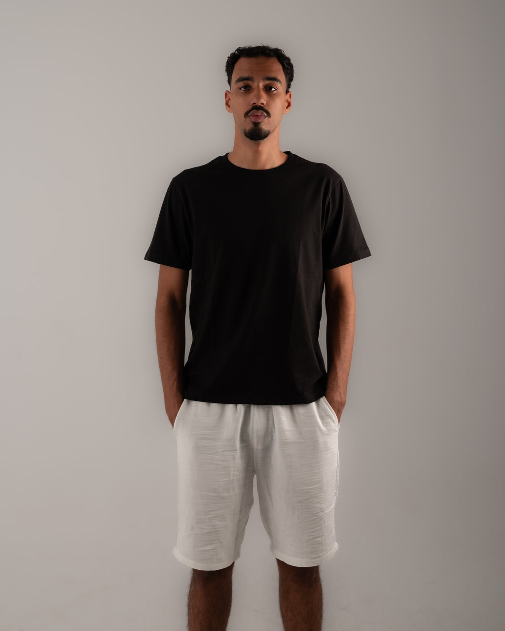 Essential black basic T-shirt