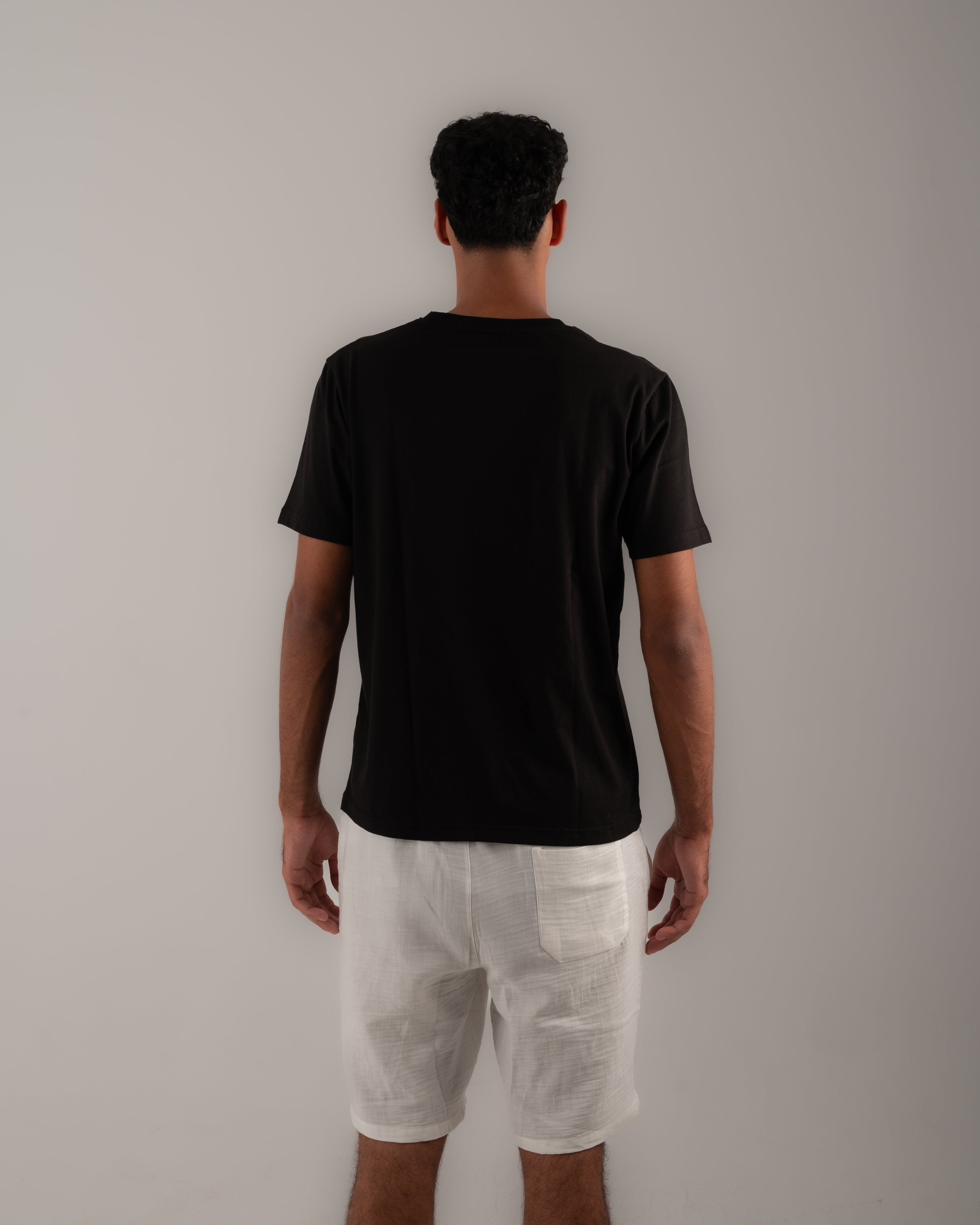 Essential black basic T-shirt